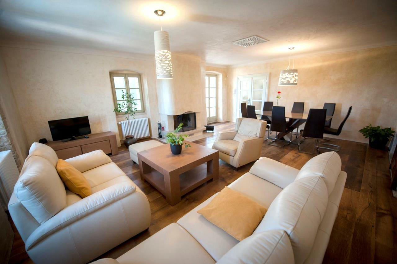 Villa Tona Višnjan Exteriör bild